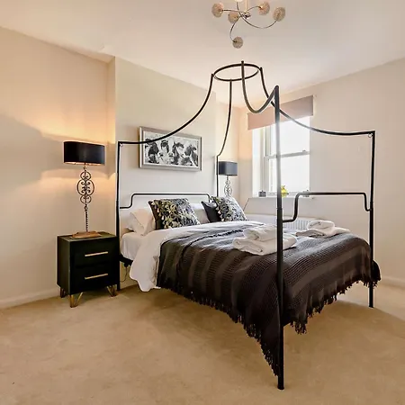2 Bed In Richmond 91350 Casa vacanze Easby